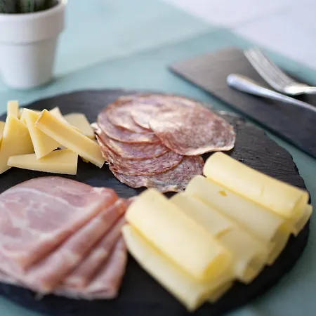 Historique Chez Elsy - Crans-sapins كرانز مونتانا