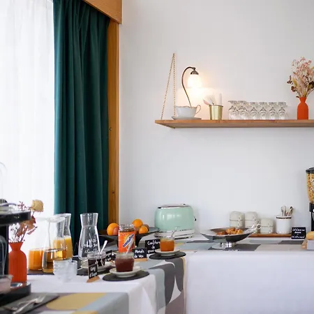 Historique Chez Elsy - Crans-sapins فندق *