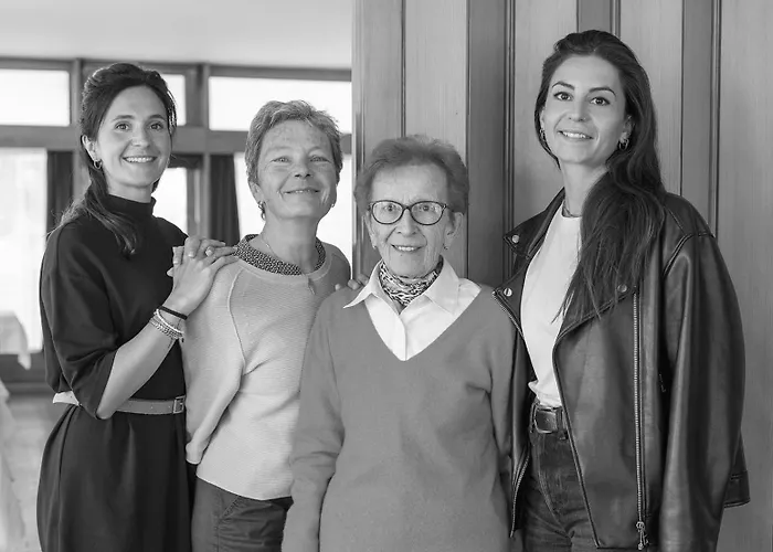 فندق Historique Chez Elsy - Crans-sapins